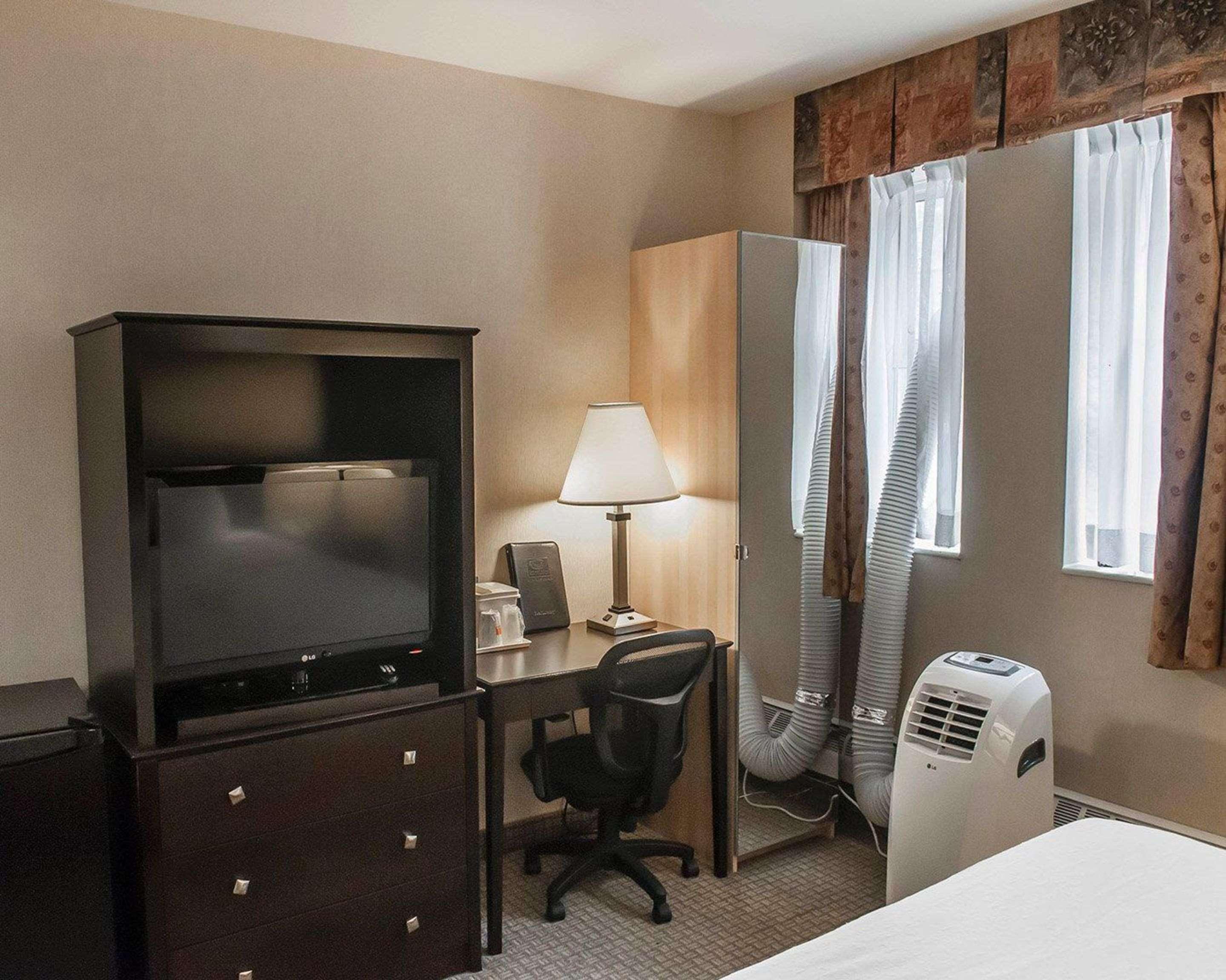 Econo Lodge Inn & Suites Downtown Τορόντο Εξωτερικό φωτογραφία