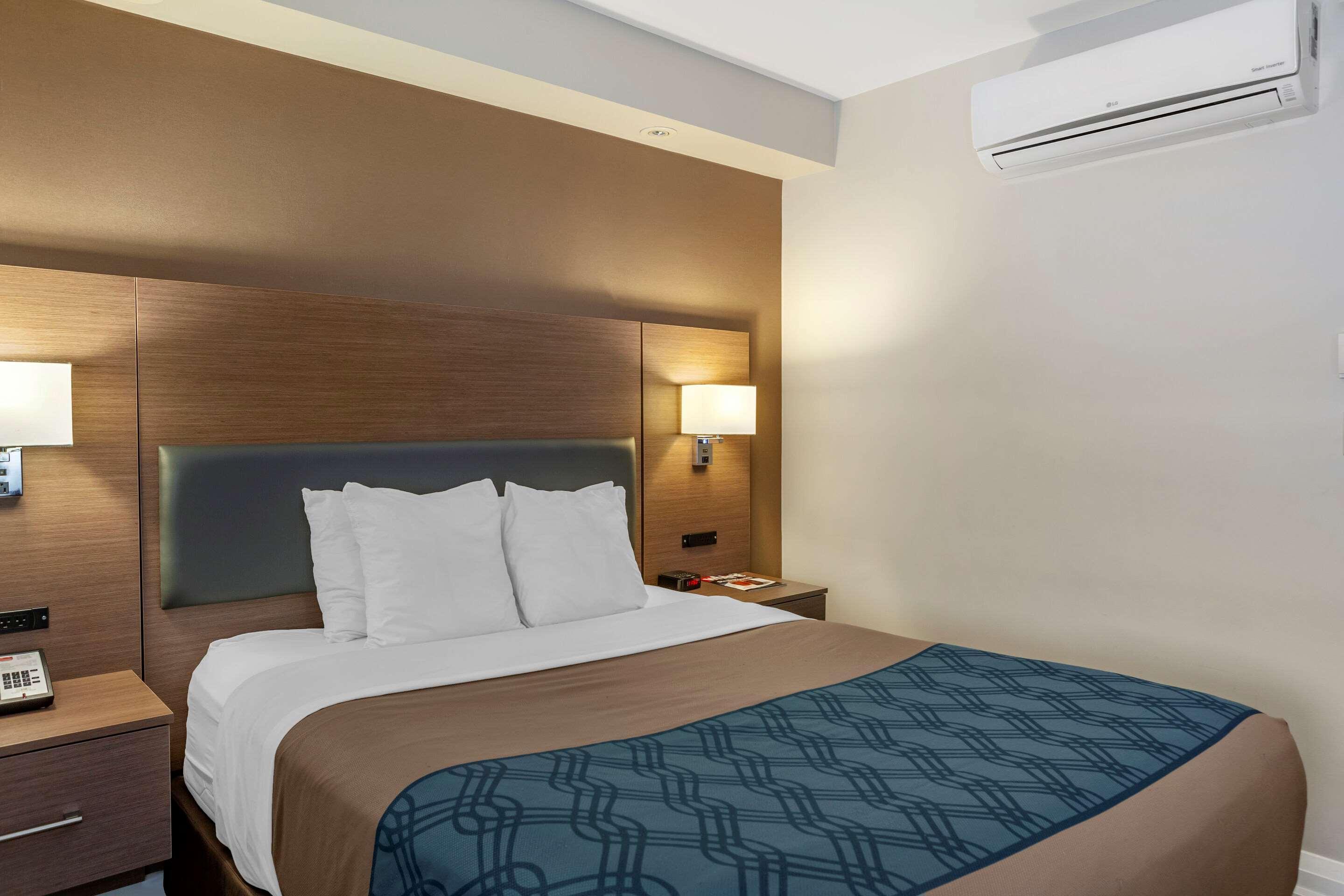 Econo Lodge Inn & Suites Downtown Τορόντο Εξωτερικό φωτογραφία