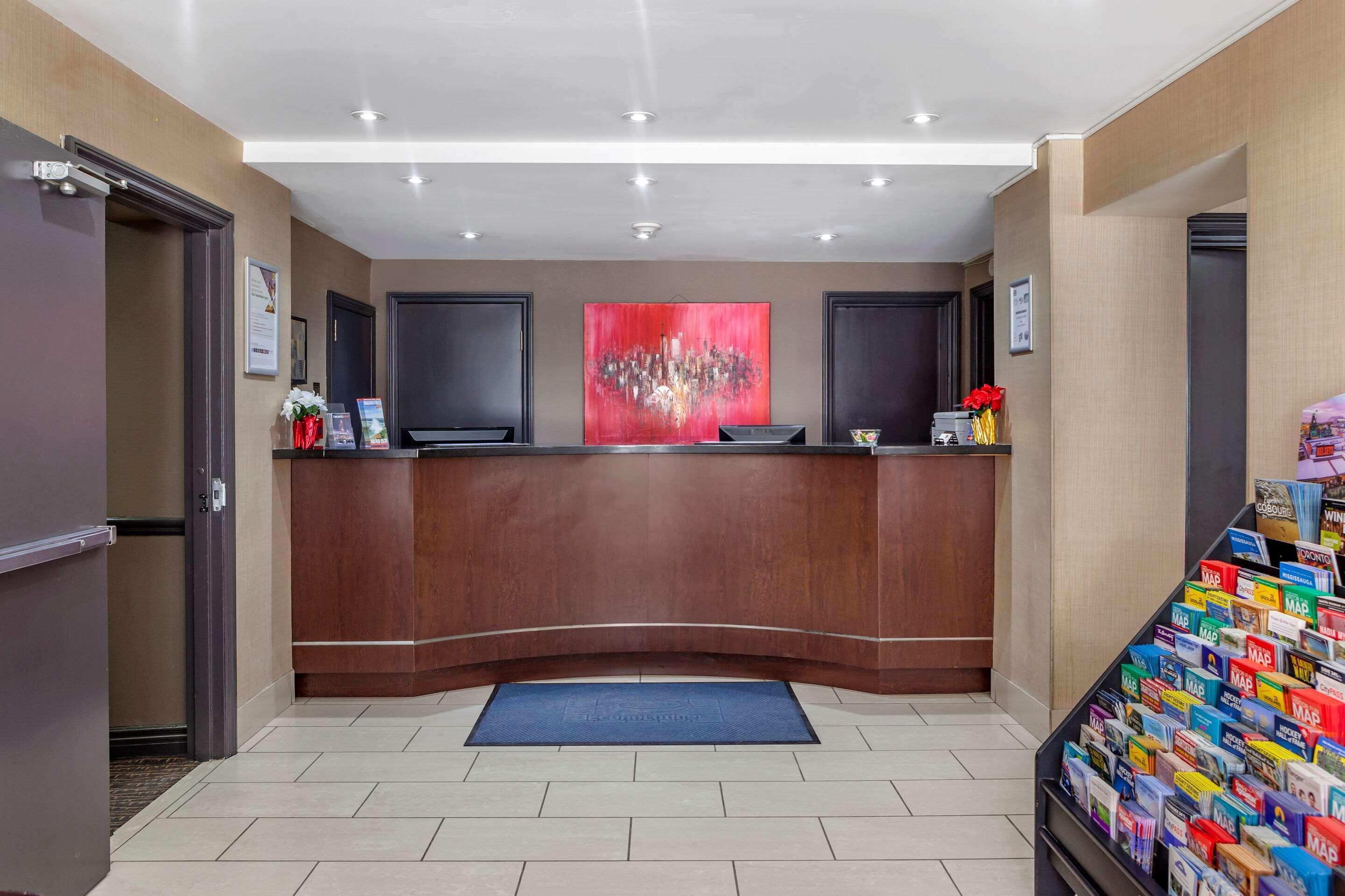 Econo Lodge Inn & Suites Downtown Τορόντο Εξωτερικό φωτογραφία