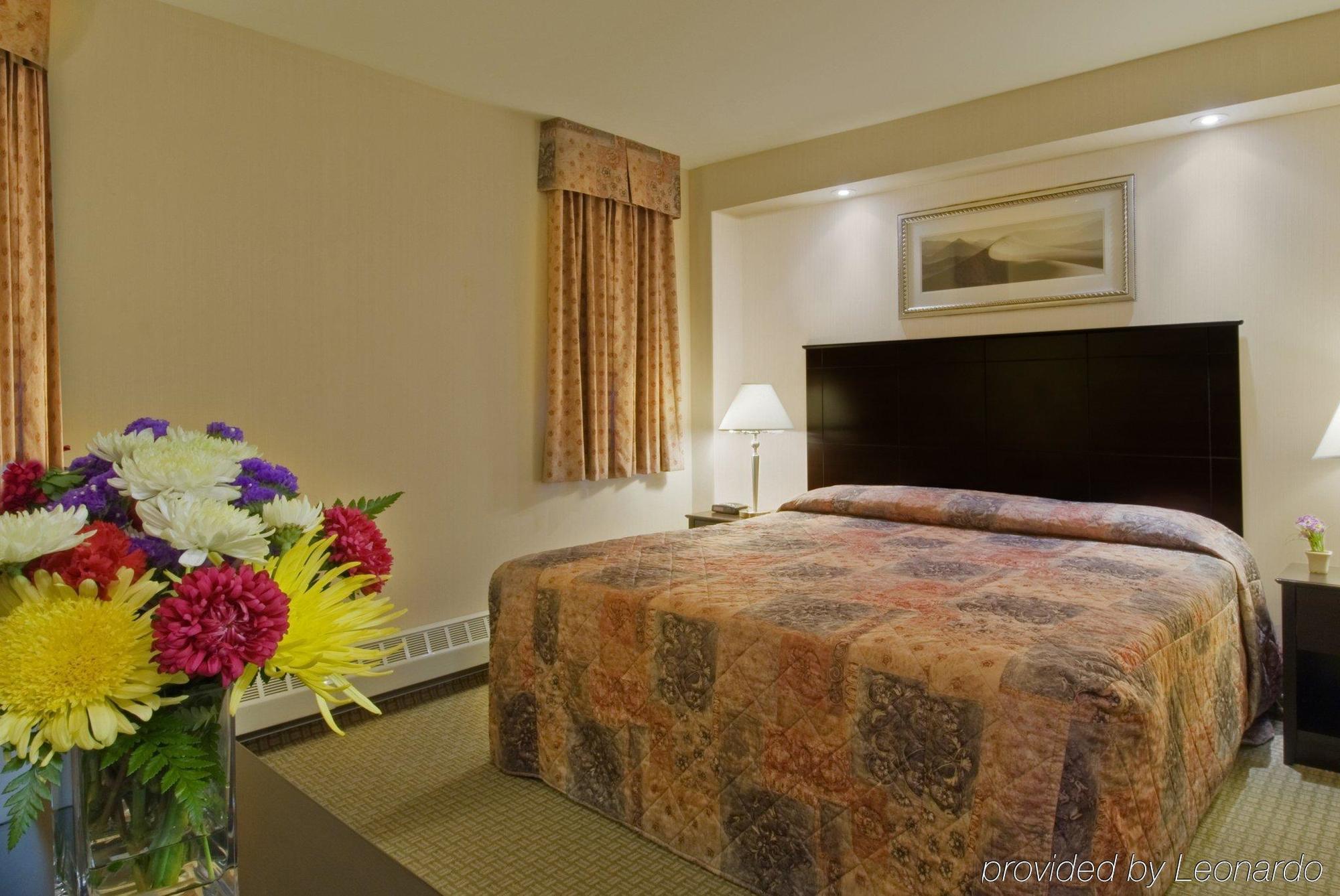 Econo Lodge Inn & Suites Downtown Τορόντο Δωμάτιο φωτογραφία