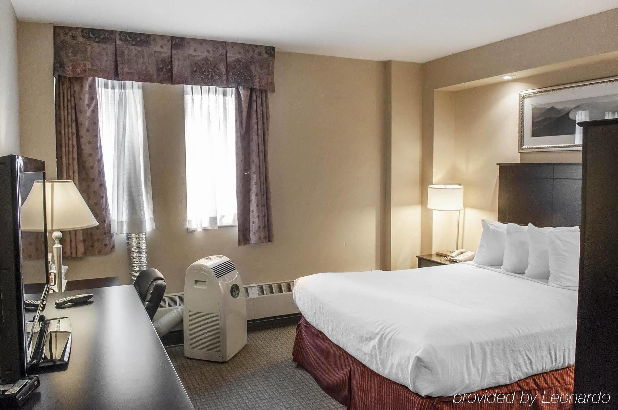 Econo Lodge Inn & Suites Downtown Τορόντο Εξωτερικό φωτογραφία