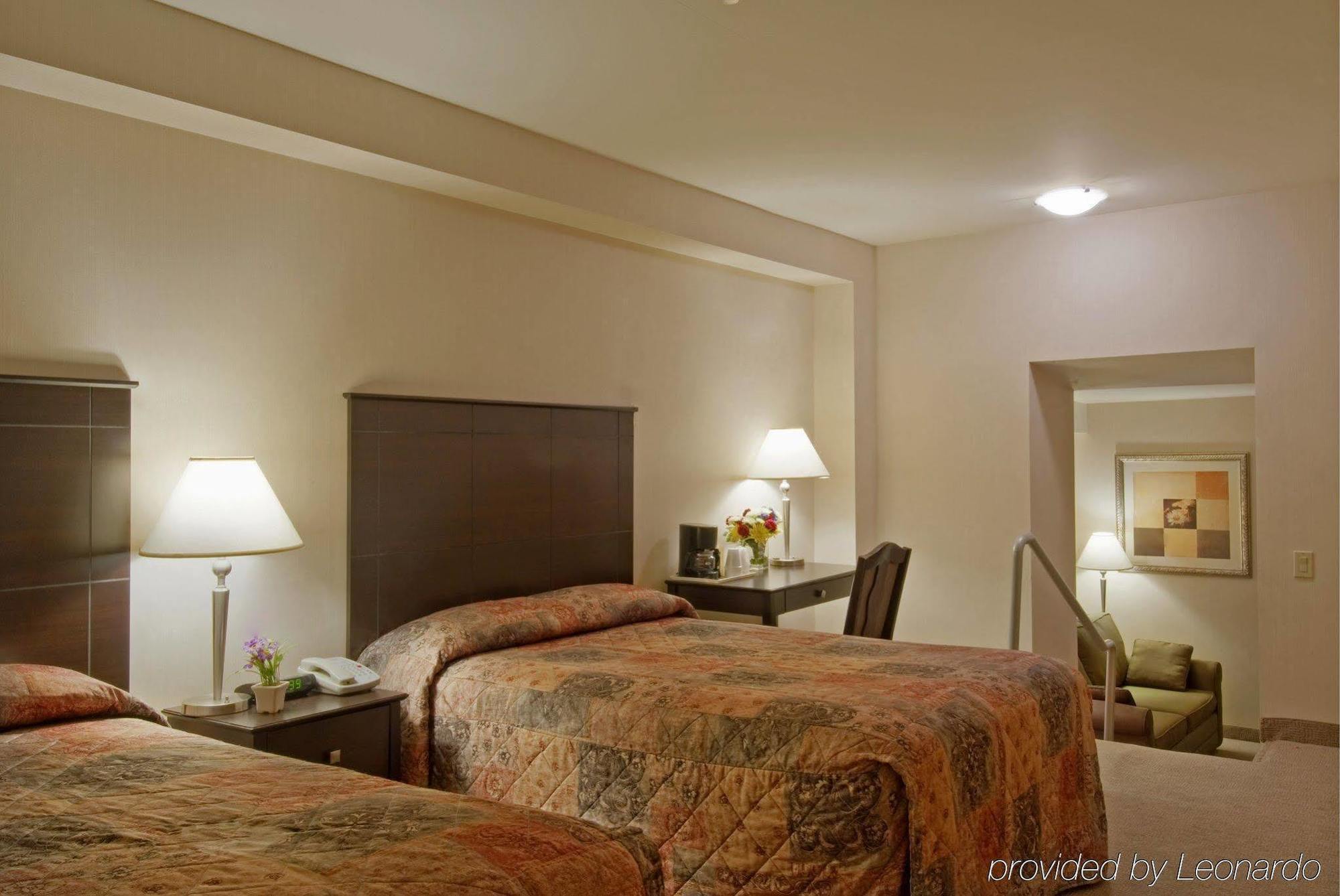 Econo Lodge Inn & Suites Downtown Τορόντο Δωμάτιο φωτογραφία